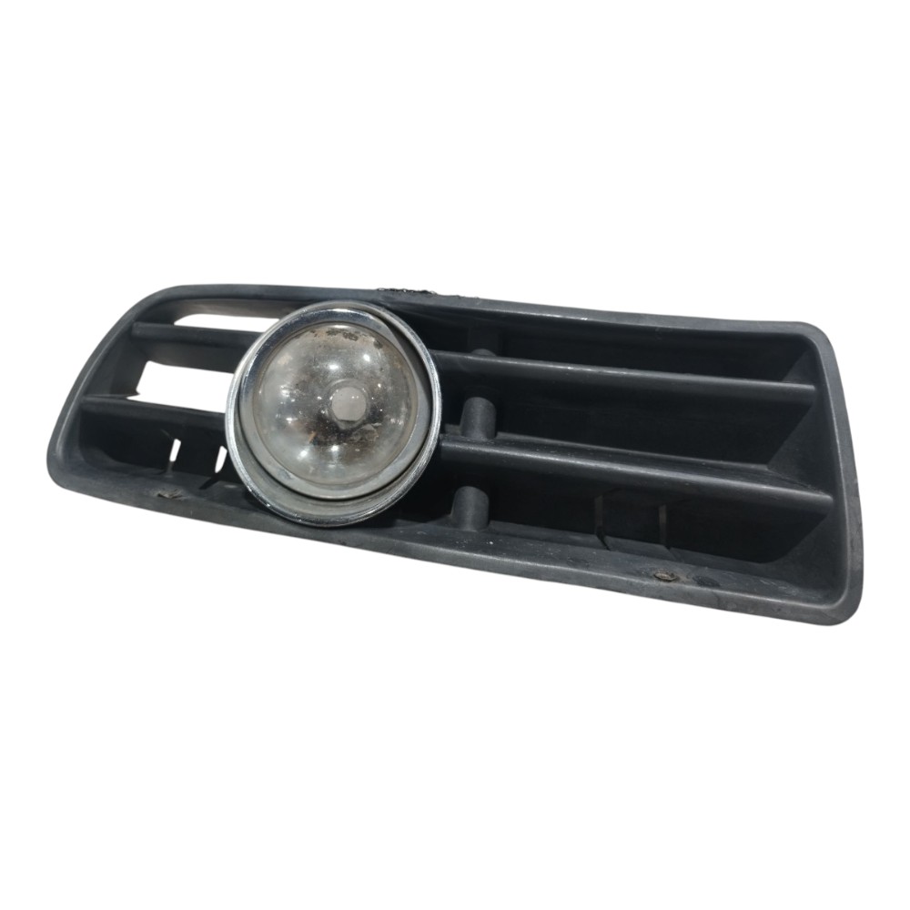 Moldura Farol Milha Direito Vw Golf 2002 V373 4