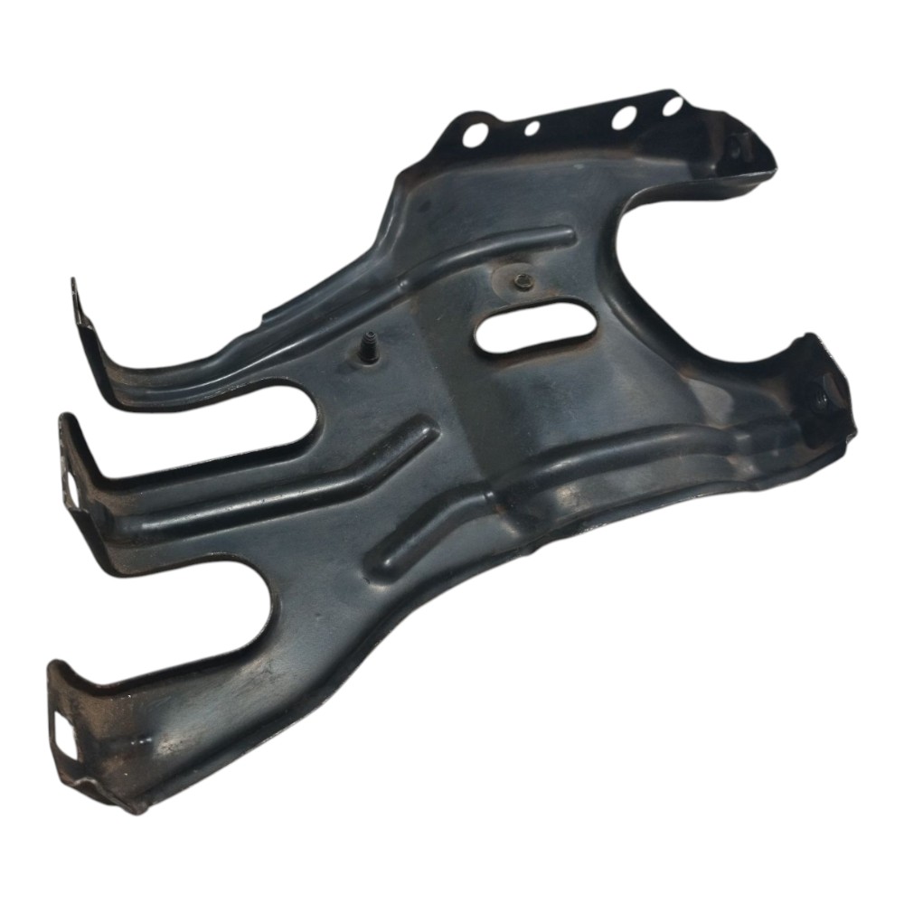 Suporte Painel Frontal Direito Mercedes C180 2002 2007 V661 8