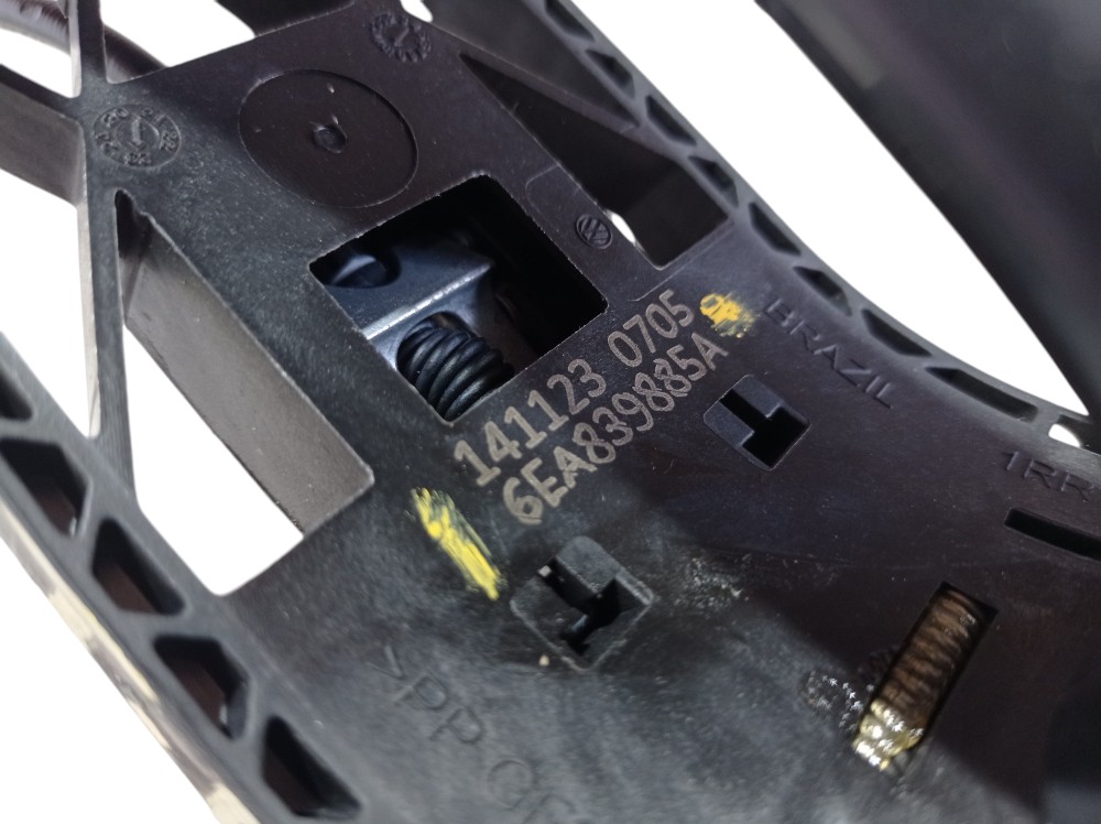 Maçaneta Externa Traseira Direita Vw Nivus Hl Tsi 2024 V608 4