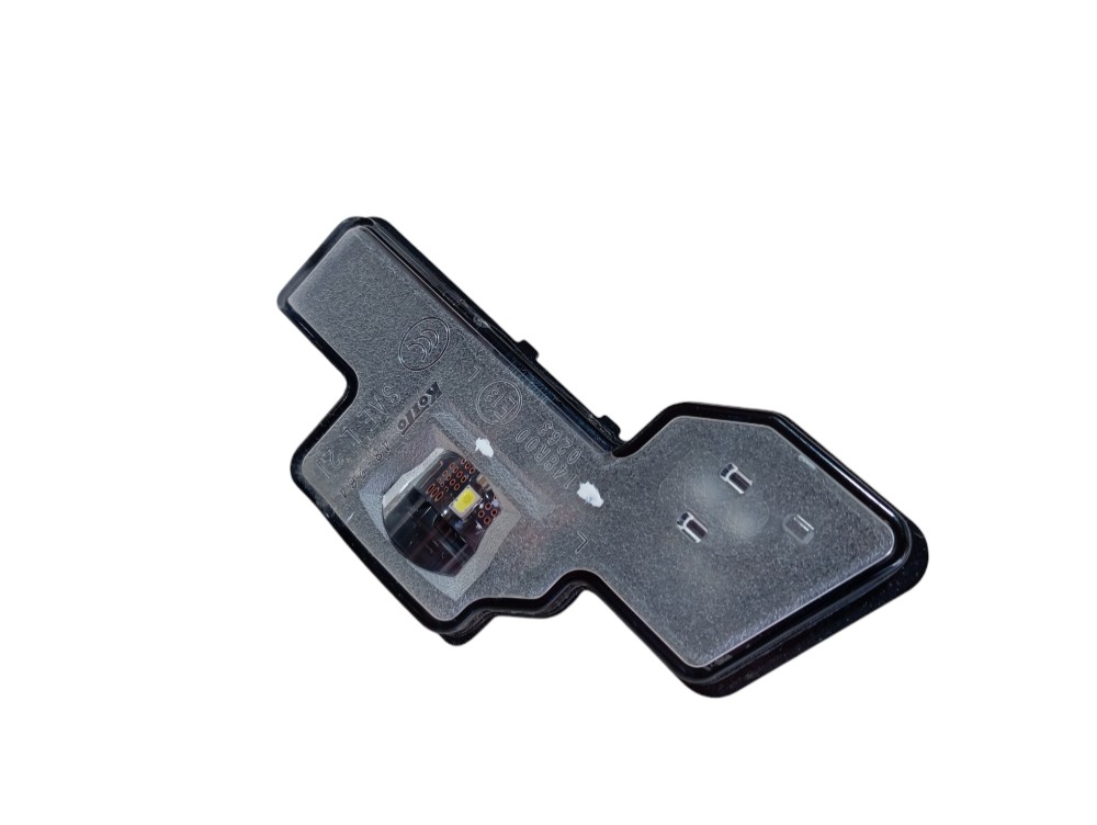 Luz Esquerda Placa Lexus Rx500hf 2023 V619 5