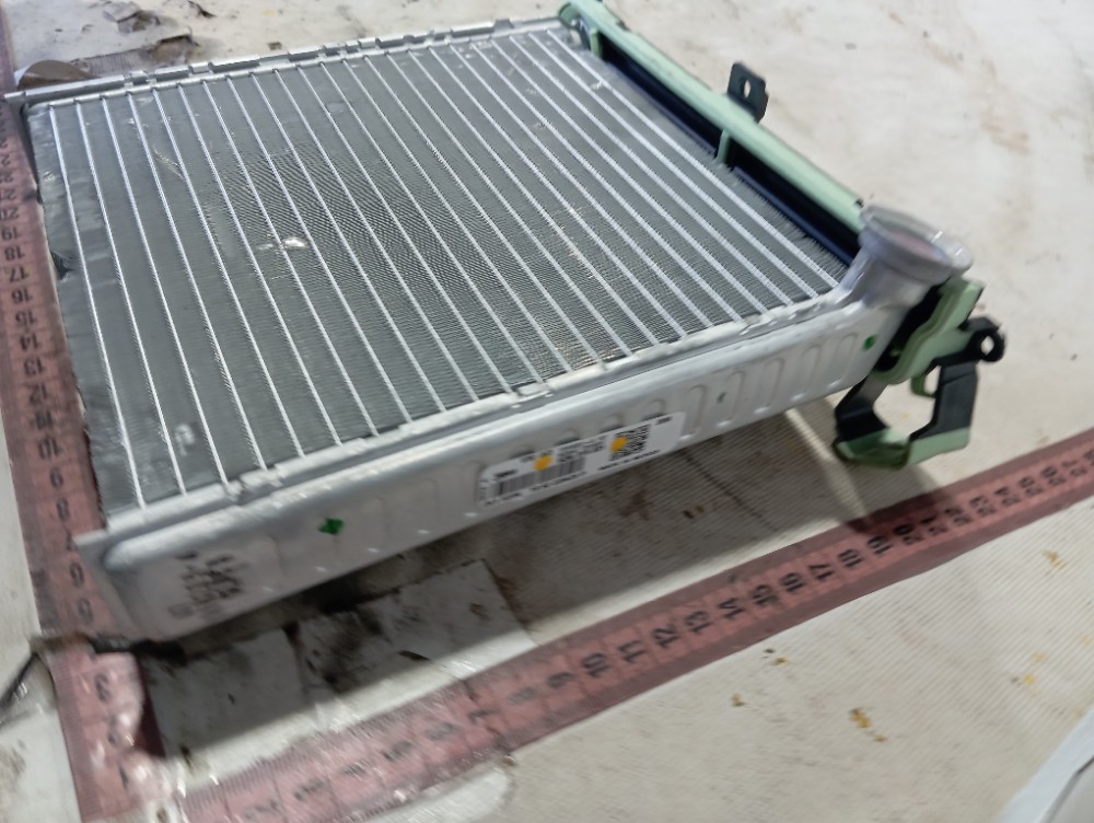 Radiador Ar Quente Vw Taos Highline 2022 2024 V655 7