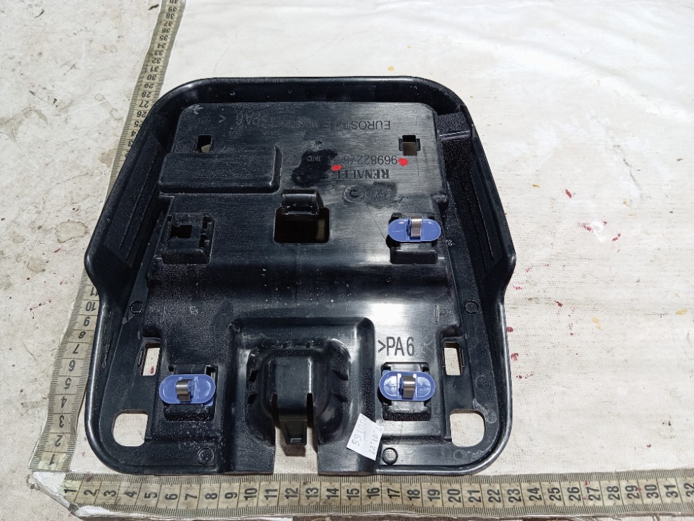 Suporte Luz Cortesia Renault Zoe Neo Int 2023 V617 7