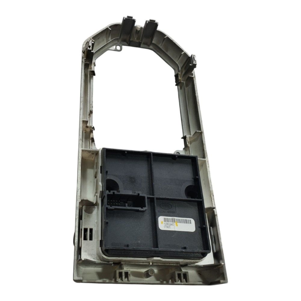 Moldura Console Central Land Rover Discovery 3 2007 V635 5