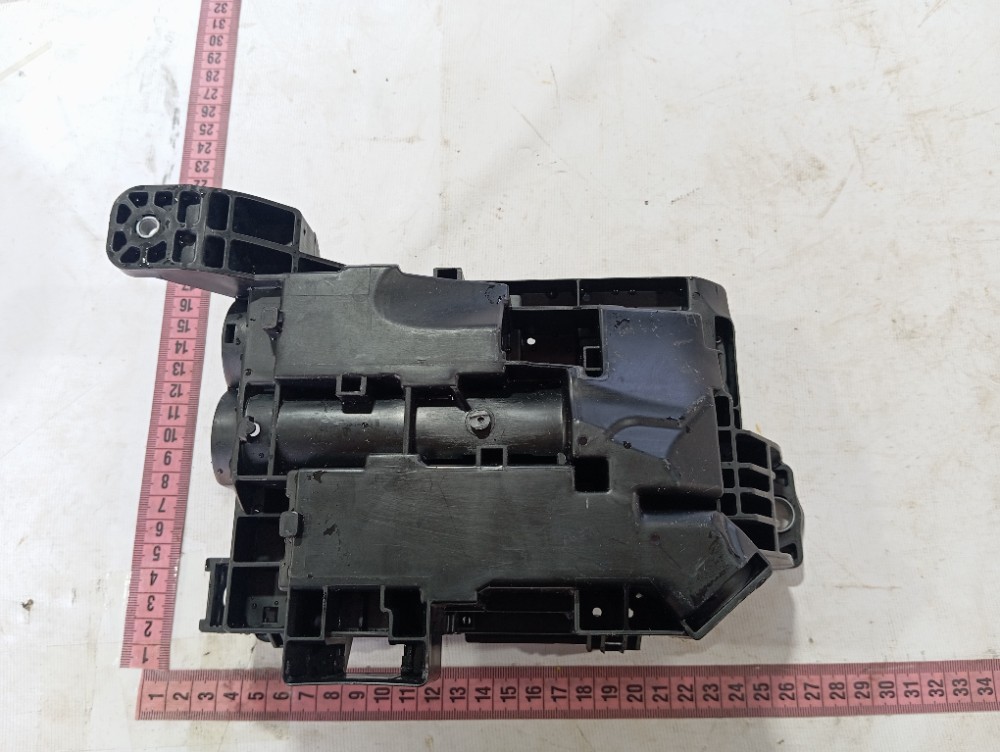 Suporte Caixa Fusível Externa Gm Tracker 2020 2025 V627 8