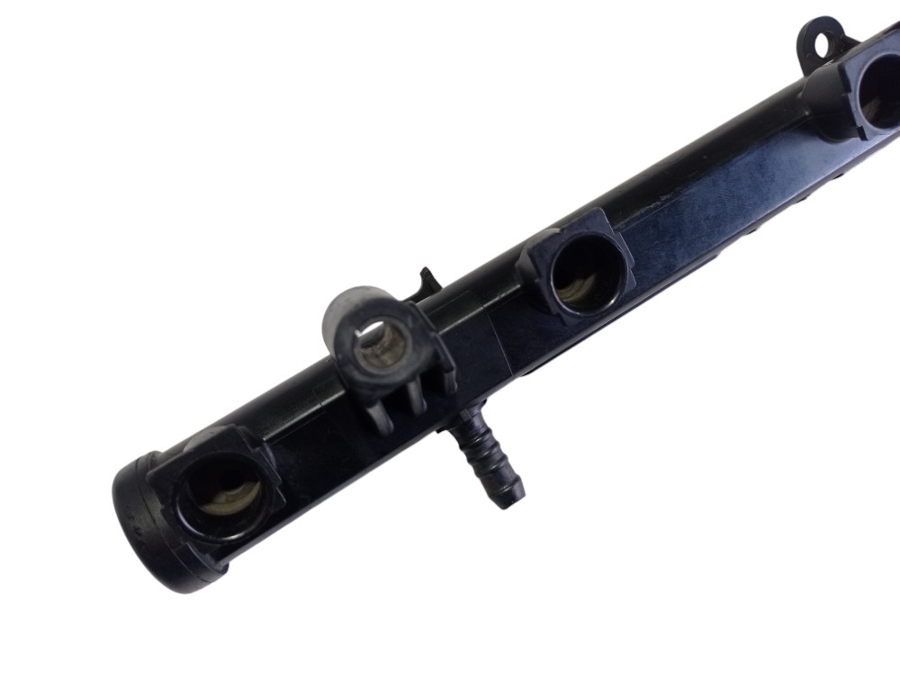 Flauta Combustível Vw Golf 2002 A 2010 1.6 V271 6