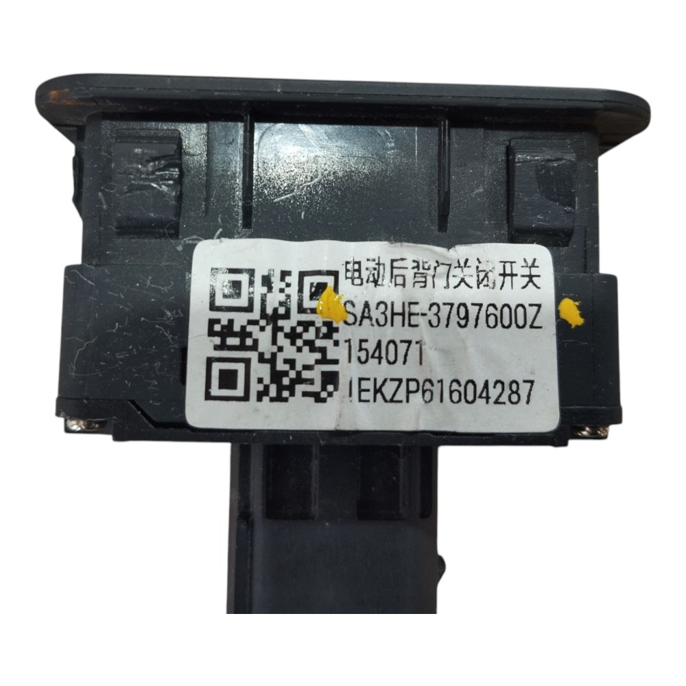 Botão Fechamento Porta Malas Byd Song Plus 2023 2024 25 V642 3