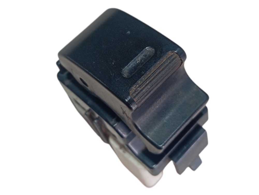 Botão Porta Traseira Esquerda Land Cruiser Prado 2005 V620 4