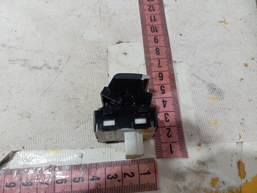 Botão Vidro Porta Dianteira Direita Tiggo 7 2022 2024 V640 8