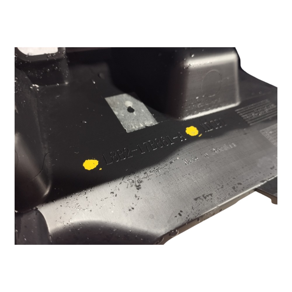 Guia Suporte Parachoque Traseiro Land Rover Defender 22 V645 8