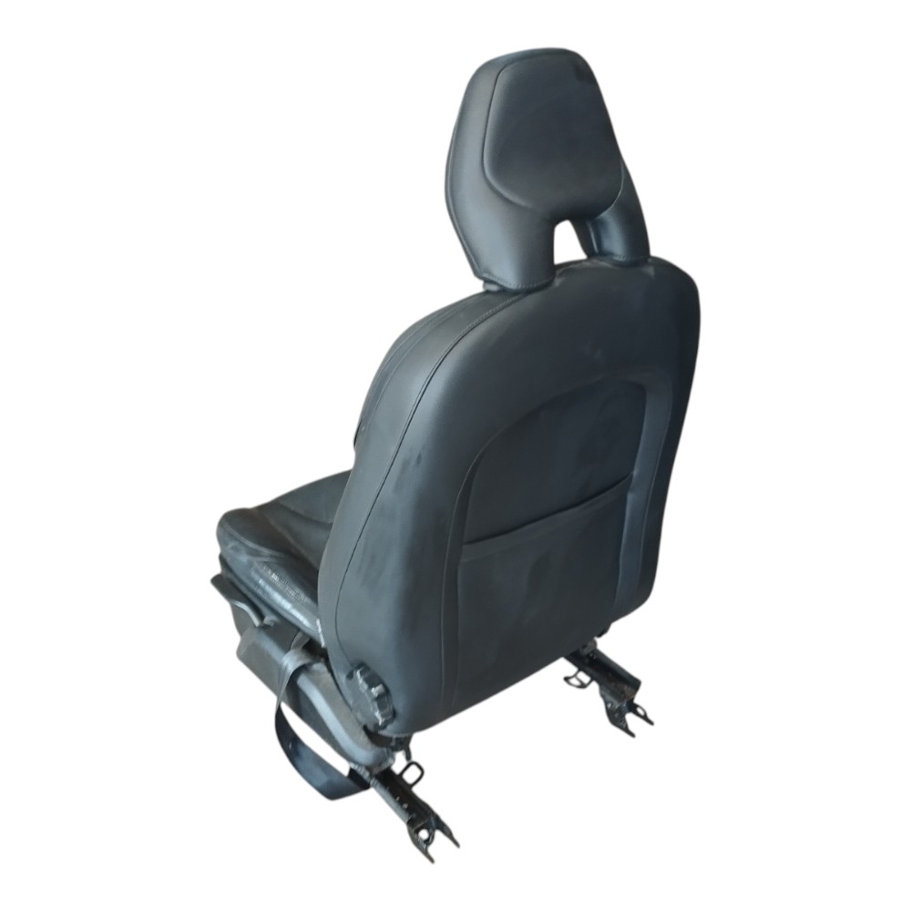 Banco Dianteiro Direito Volvo V40 T3 2013 2019 V652 4