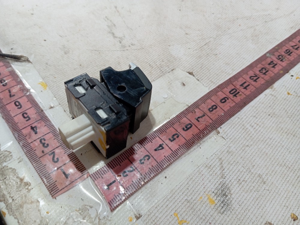 Botão Vidro Porta Traseira Direita Tiggo 7 2022 2024 V640 8