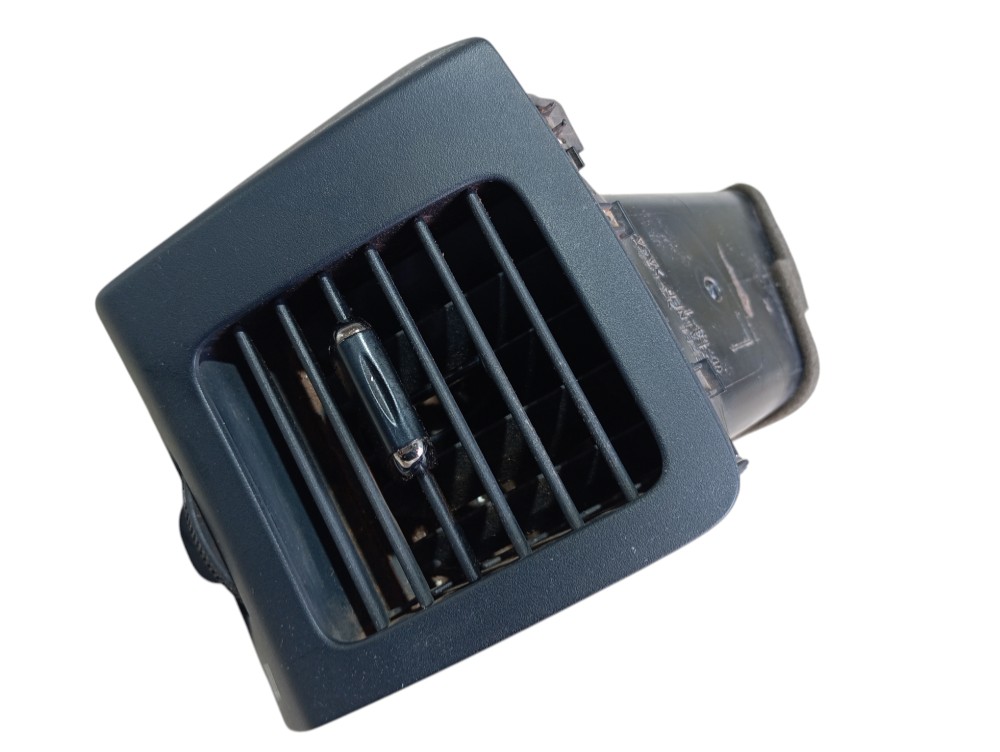 Difusor Ar Esquerdo Toyota Land Cruiser Prado 2005 V620 5