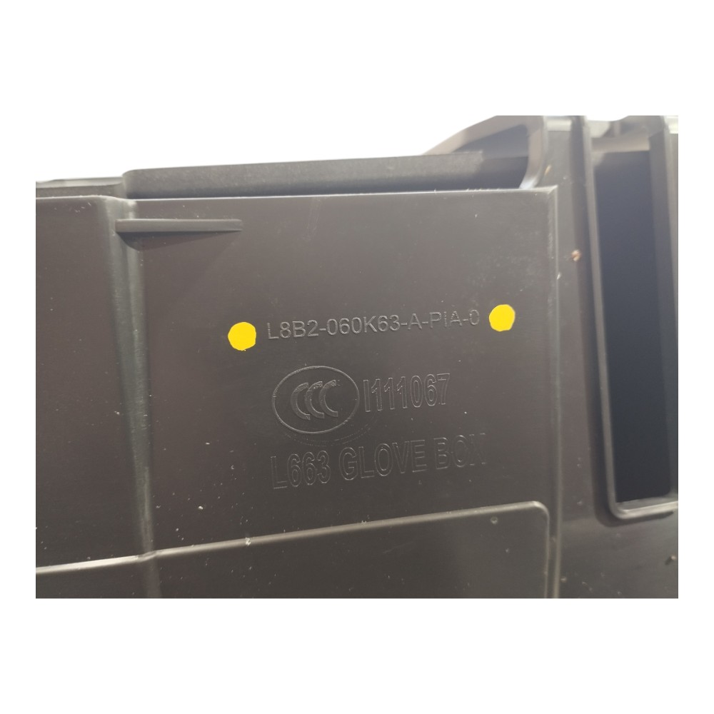 Porta Luvas Land Rover Defender 2022 V645 L8b2-060k63-a 3