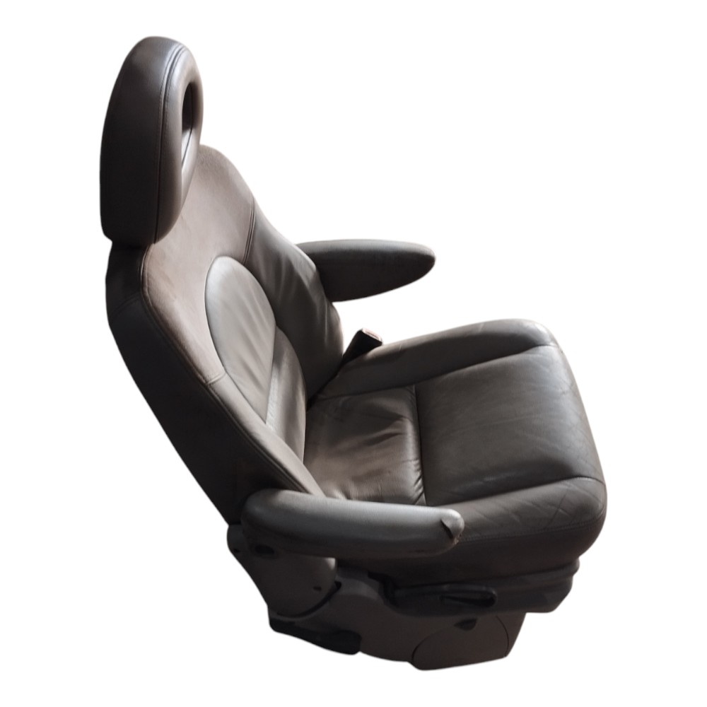 Banco Traseiro Direito Chrysler Grand Caravan 2003 3.3 V578 6
