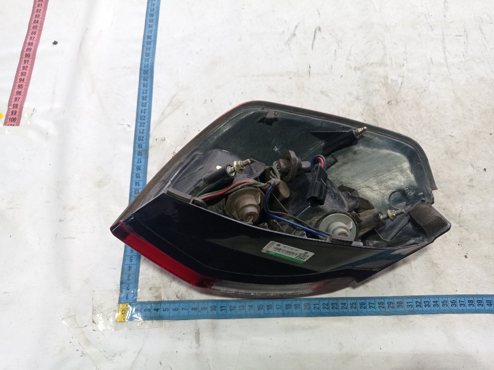 Lanterna Direita Subaru Legacy Outback 2002 V358 7