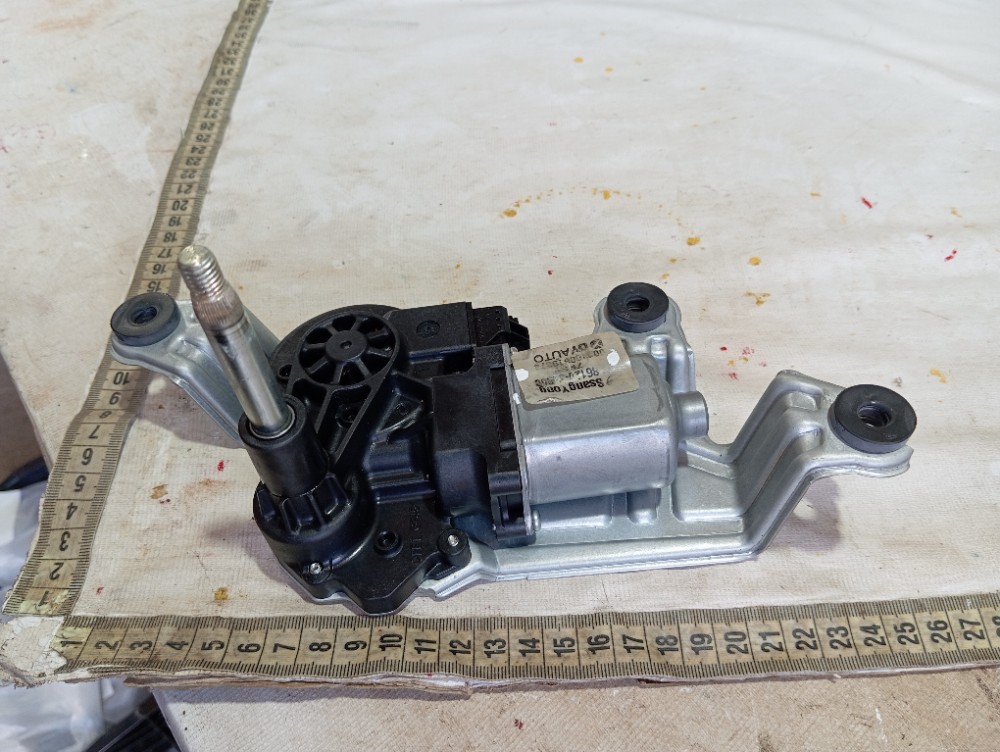 Motor Limpador Tampa Traseira Ssangyong Xlv Dlx 2018 V612 8