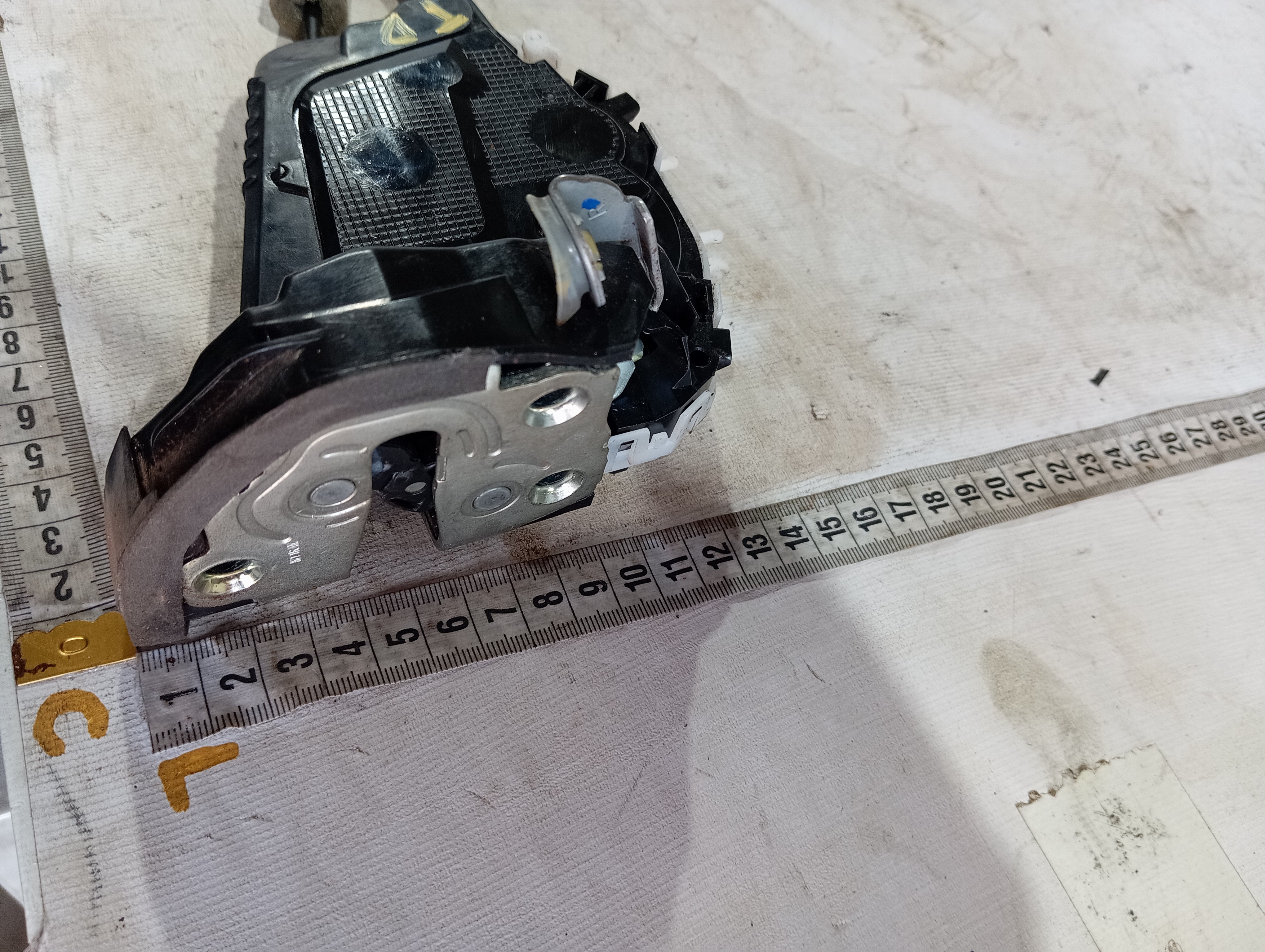 Fechadura Porta Trase Direita Hrv Touring 2020 2025 V602 7