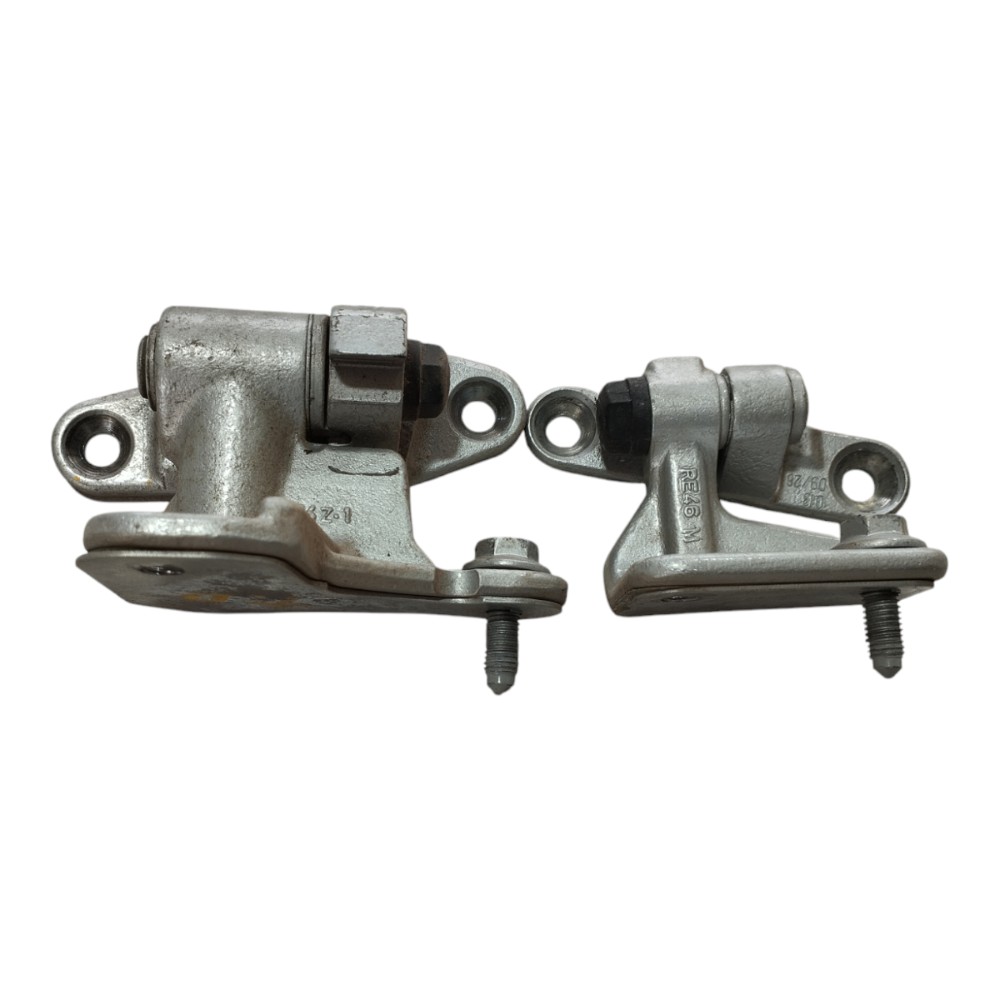Dobradiça Porta Tras Direito Mercedes B180 2006 A 2010 V630 2