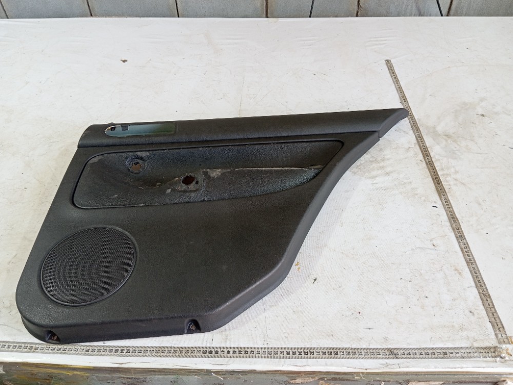 Forro Porta Traseiro Direito Vw Golf 2.0 2000 1j6868088 V478 6