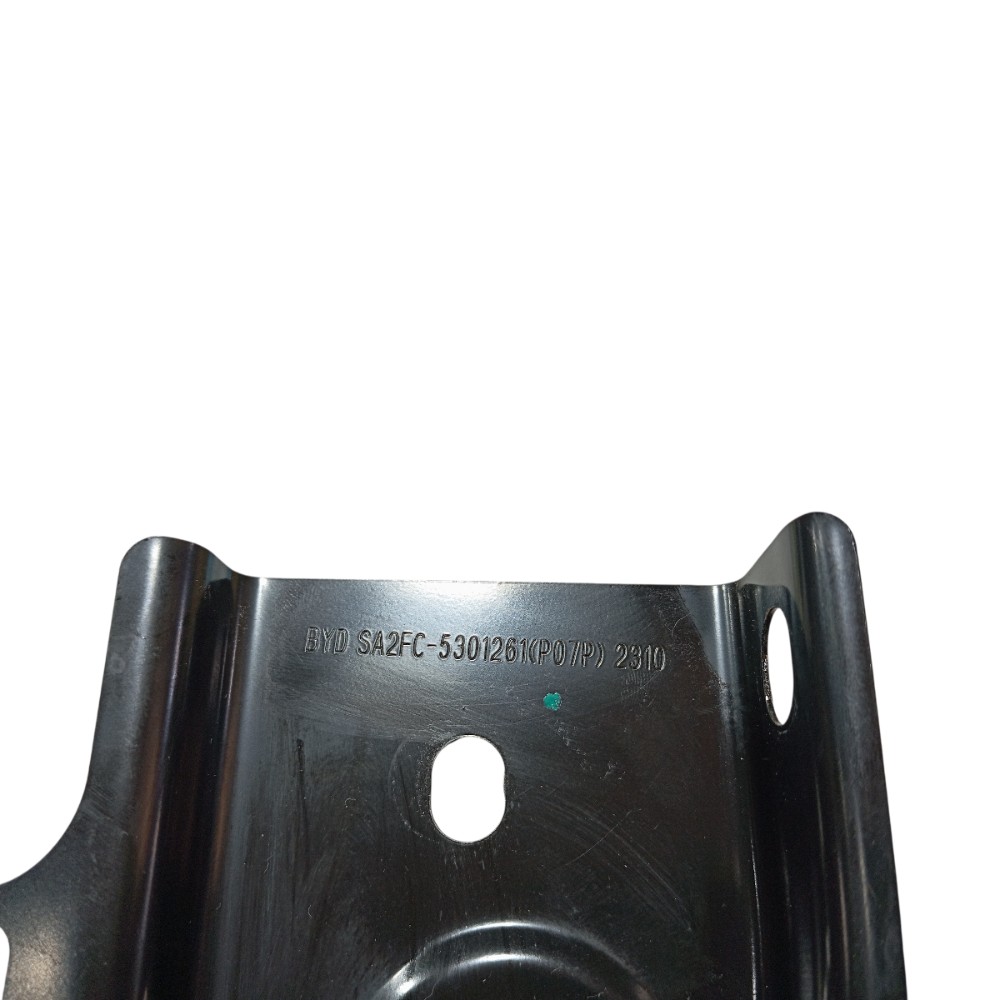 Suporte farol dianteiro esquerdo Byd Song Pro 2025 V669 6