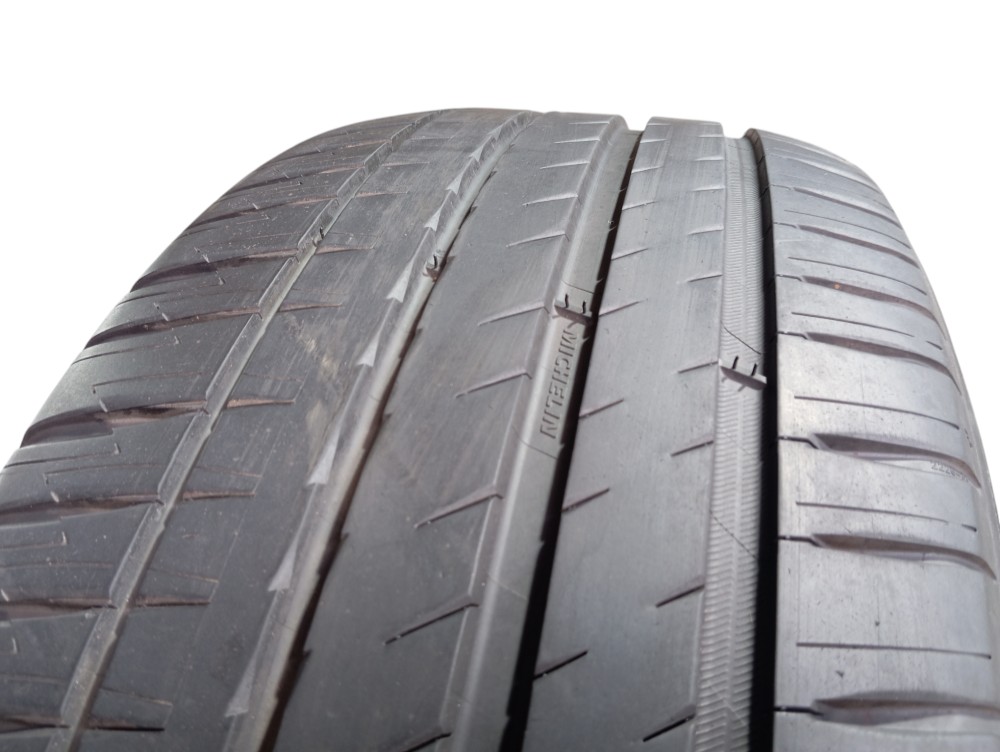Pneu Aro 21 Michelin Pilot Sport 4 Suv 235/50 R21 3