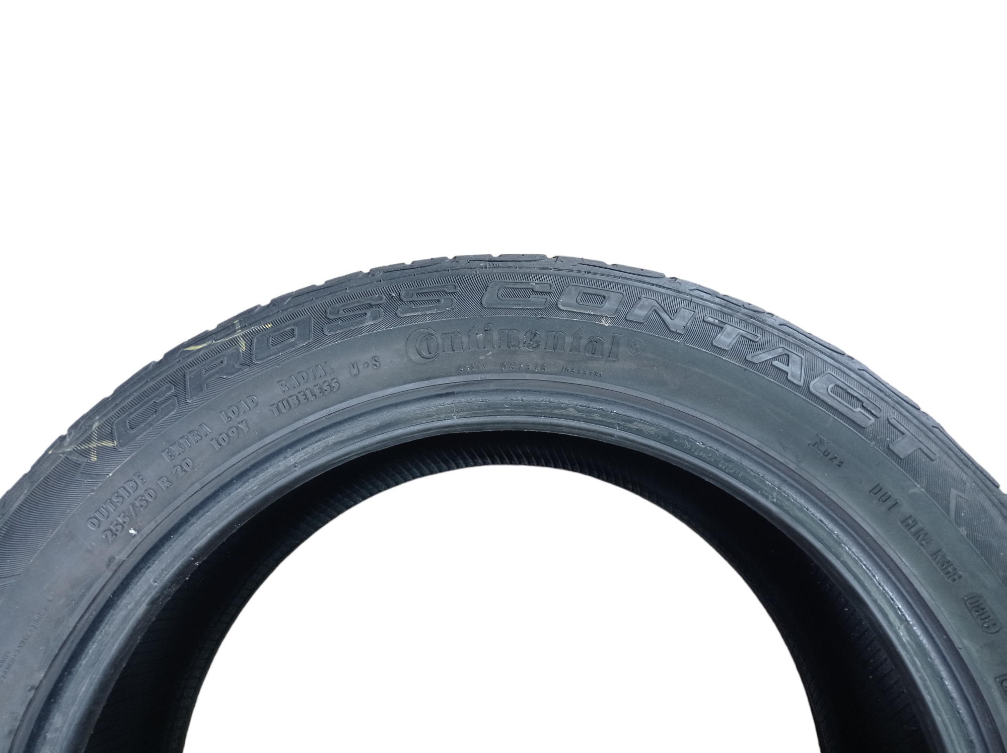 Pneu Aro 20 Continental Crosscontact 255/50 R20 10
