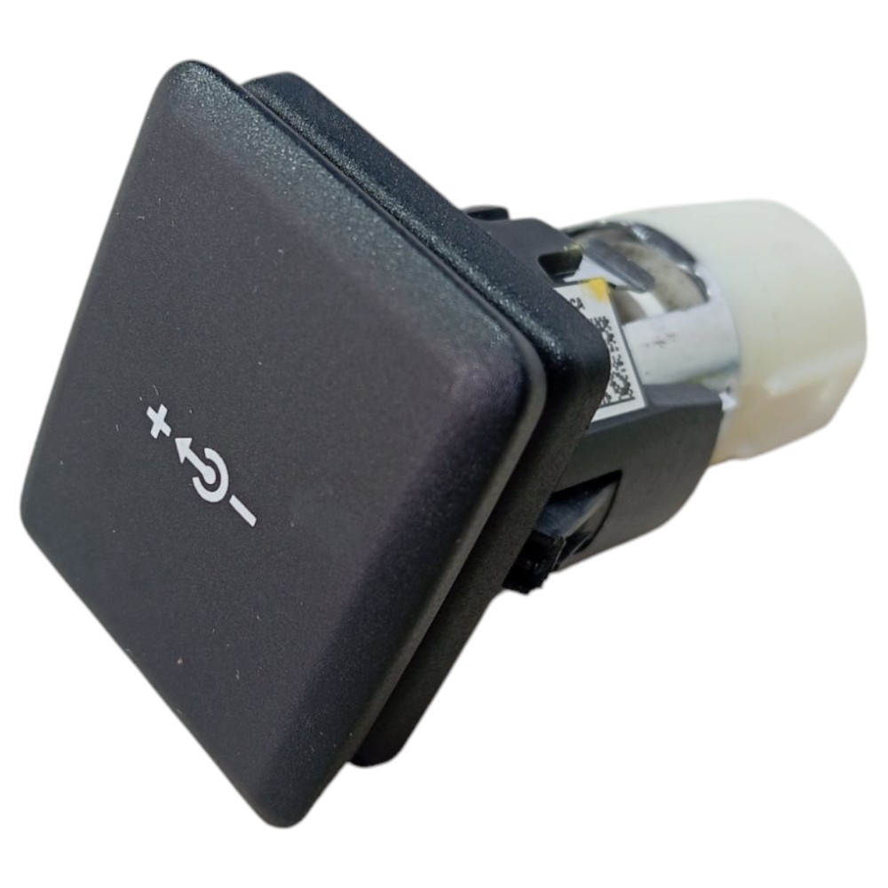 Tomada 12v Esquerda Porta Malas Defender 2021 2022 V645 5