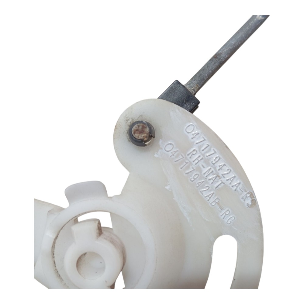 Suporte Fechadura Porta Traseiro Direito Grand Caravan V578 3