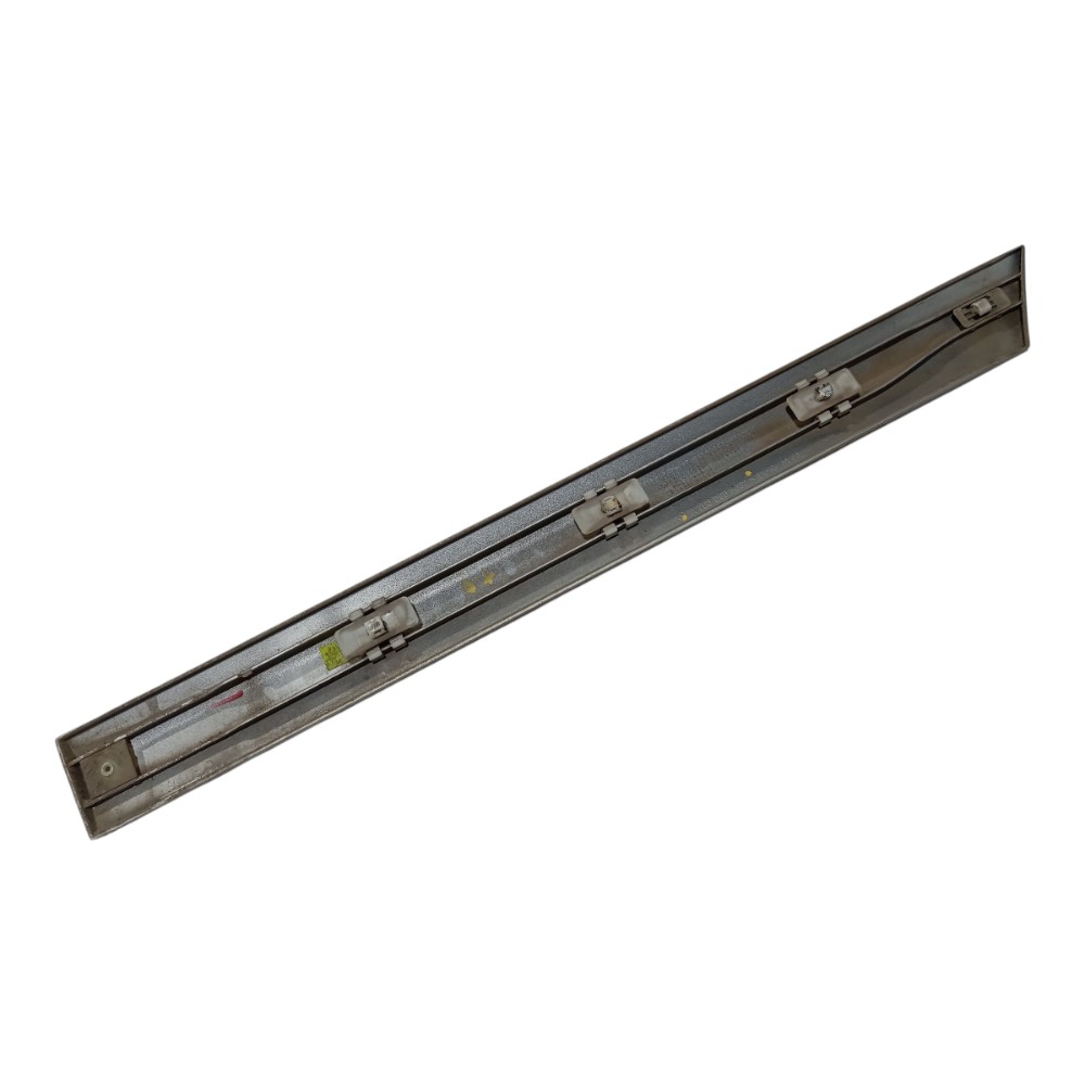 Moldura Porta Traseira Direita Mercedes C180 2002 2007 V661 6