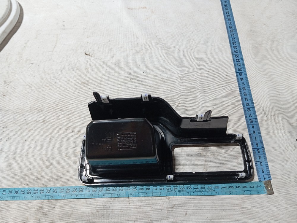 Moldura Porta Objetos Jeep Renegade 2024 2025 8