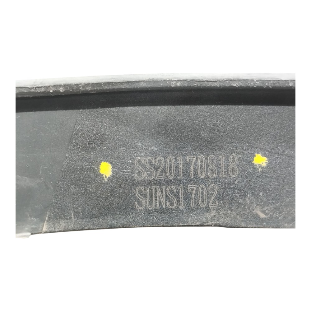 Moldura Farol Milha Esquerdo Vw Golf 2002 V373 8
