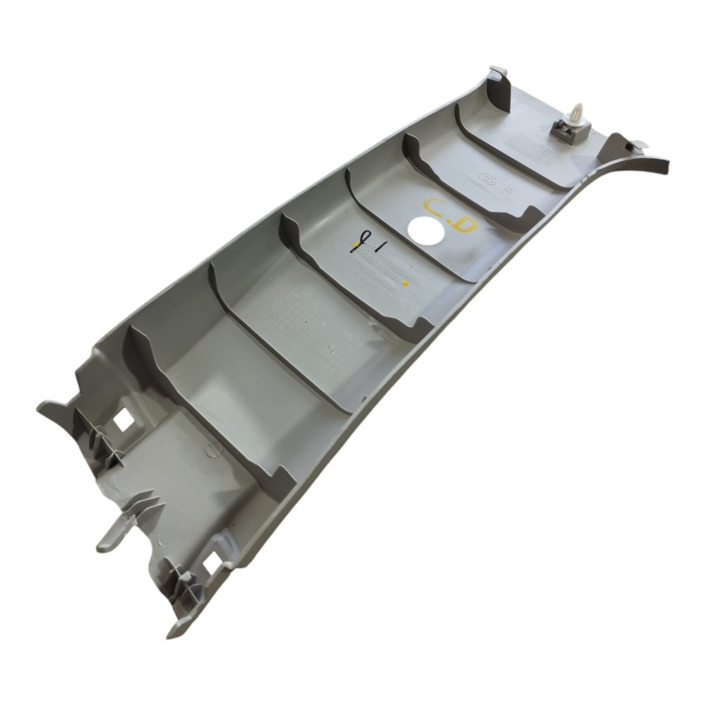 Acabamento Coluna Direita Jac Ejs1 2023 V651 4