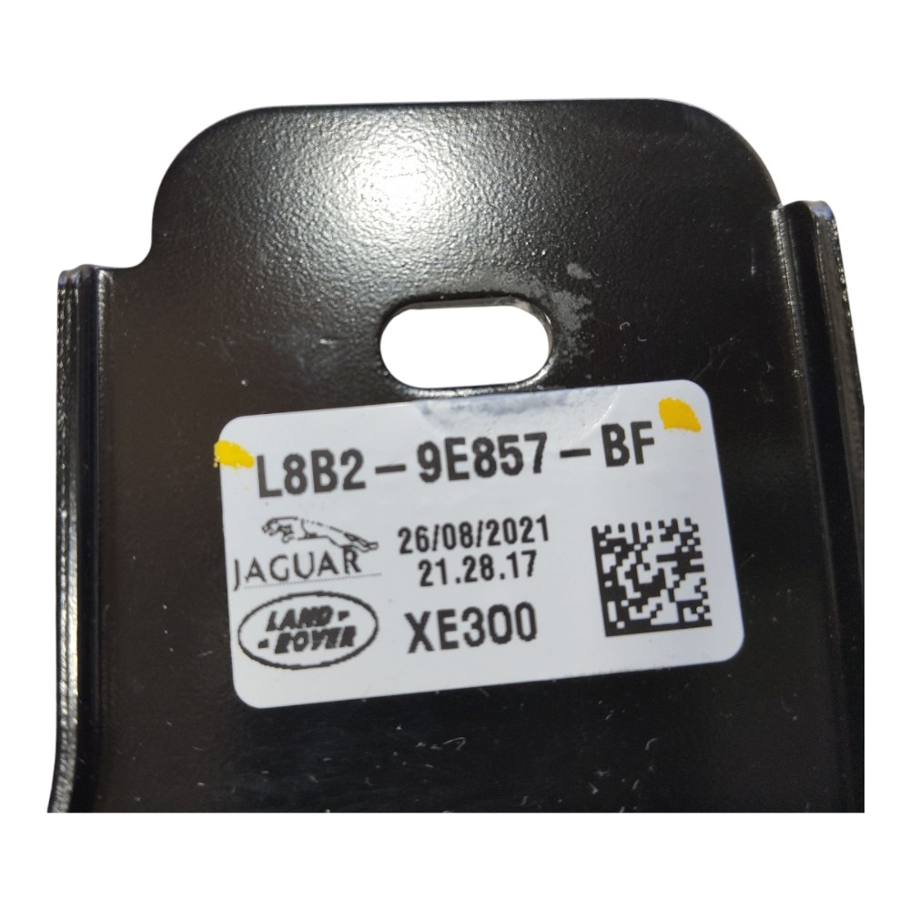Suporte Canister Land Rover Defender 2022 V645 3