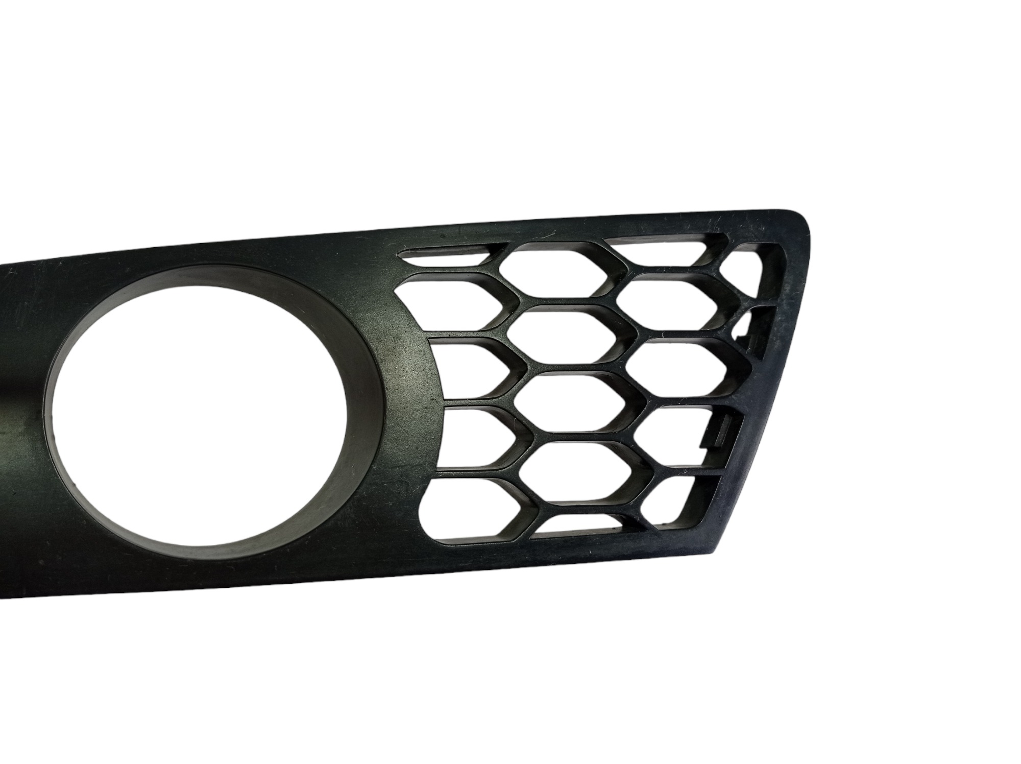 Moldura Farol De Milha Esquerdo Chery Cielo 2011 A 2012 V514 Esquerdo 6