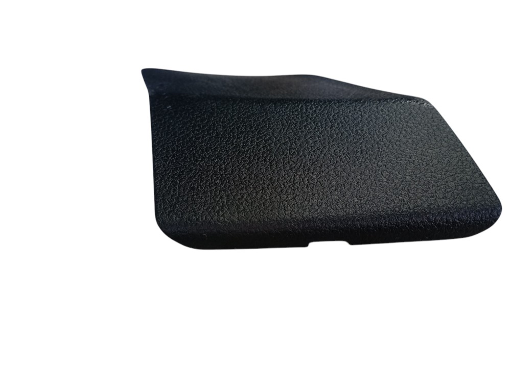Acabamento Tampa Traseira Esquerda  Vw Golf High 2014 V626 6