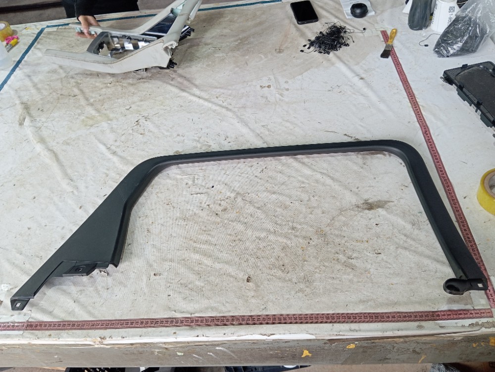 Moldura Int Porta Tras Esquerda Byd Song Plus 2024 25 V642 Preto 10