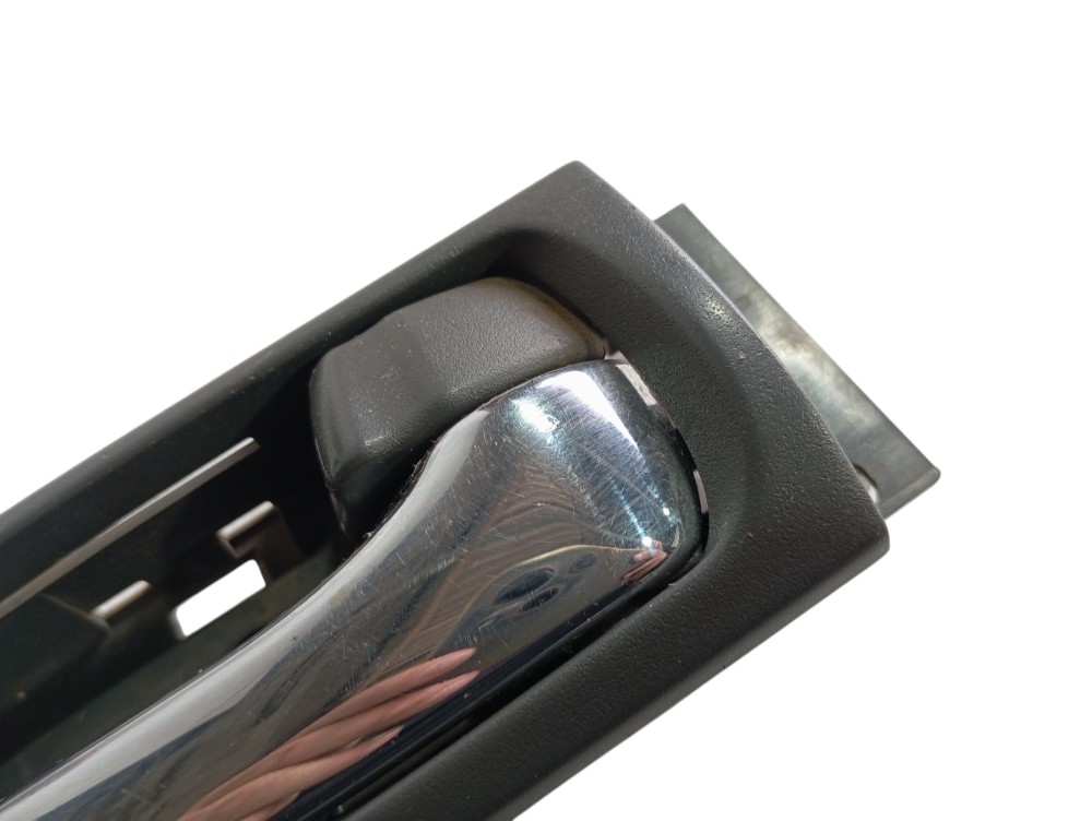 Maçaneta Int Porta Traseira Direita Cruiser Prado 04 V552 Traseira 2