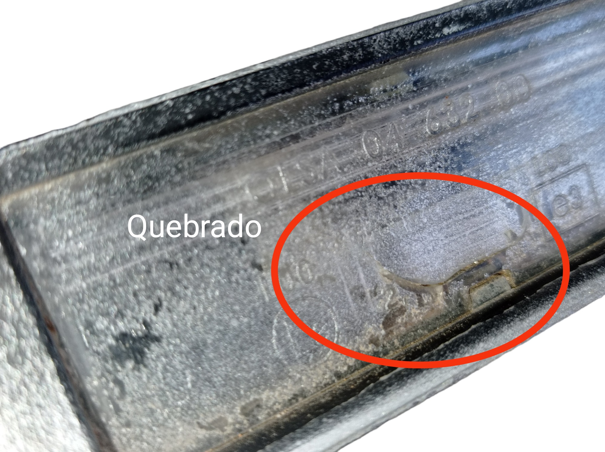 Lanterna Luz Placa Nissan Leaf 2022 V589 3