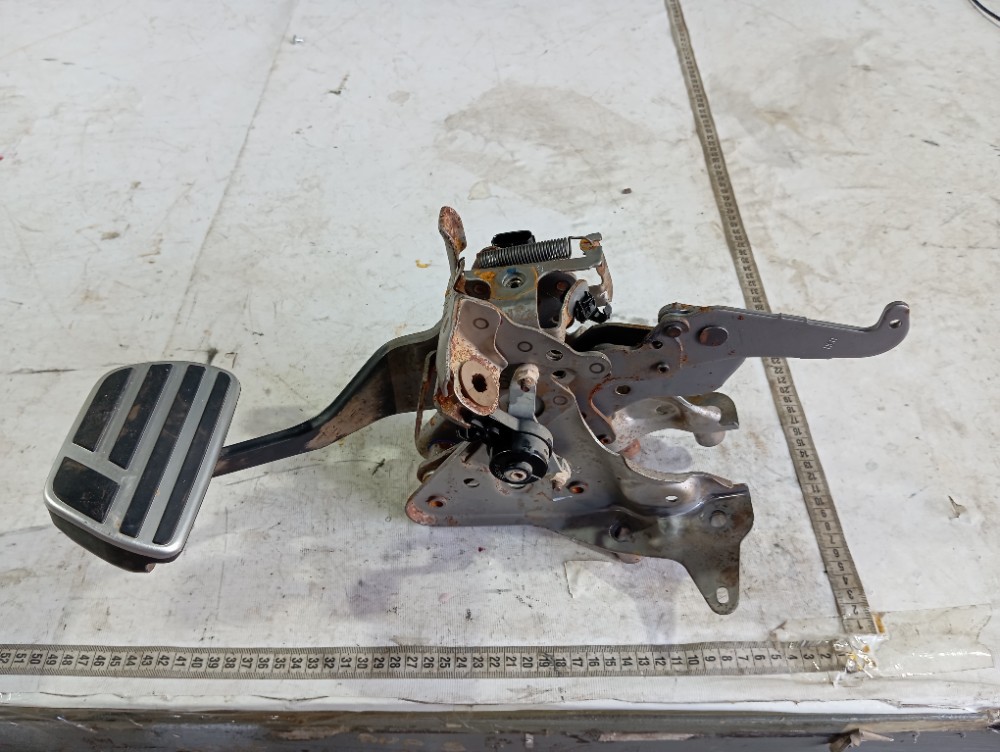Pedal freio Lexus Rx500hf 2023 V619 7