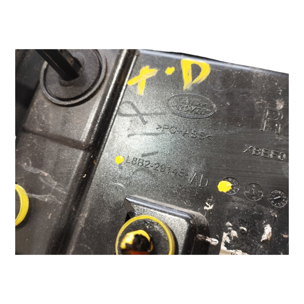 Moldura Coluna Tras Direito Land Rover Defender 21 22 V645 4