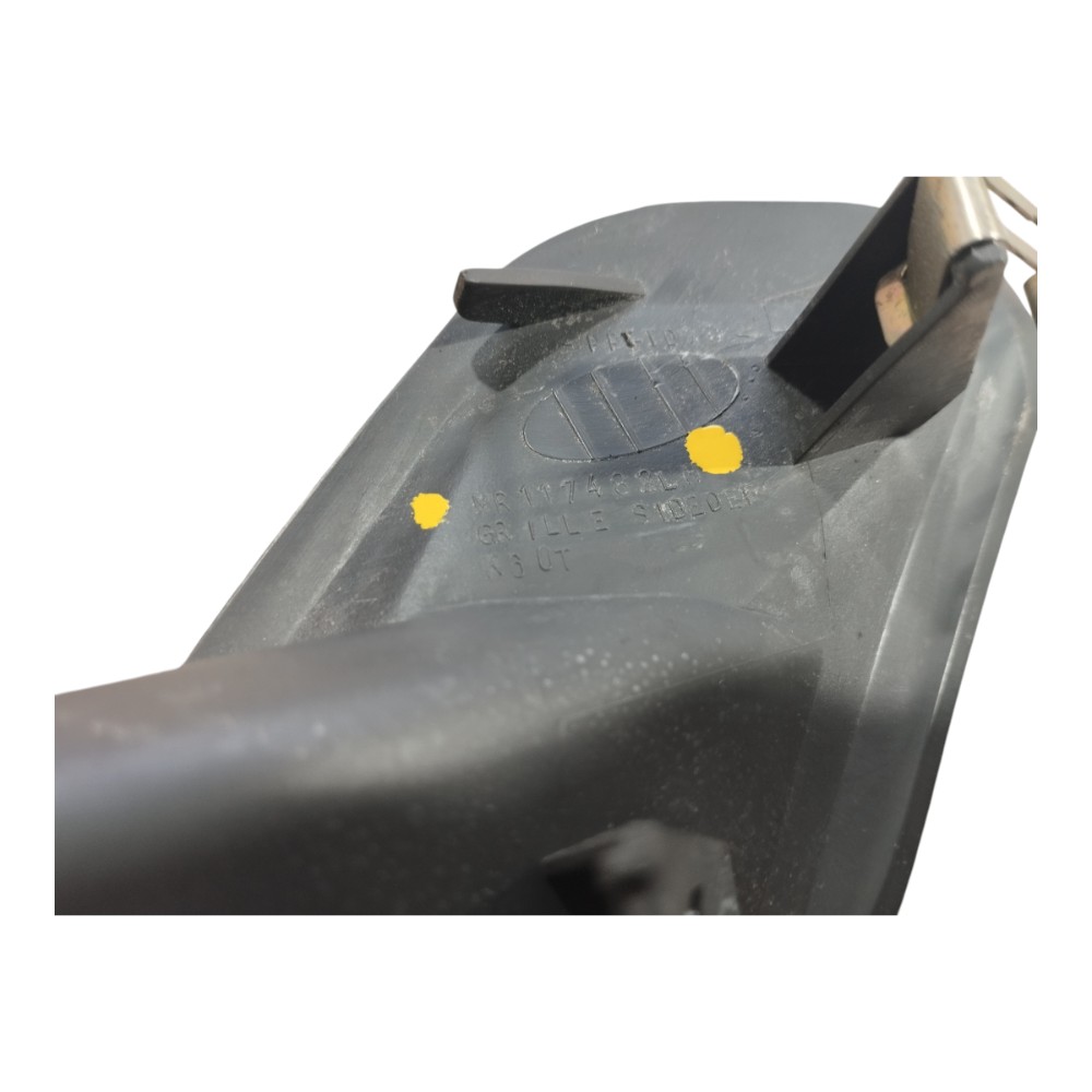 Difusor Ar Esq Pequeno Mitsubishi L200 Sport 2006 V647 7