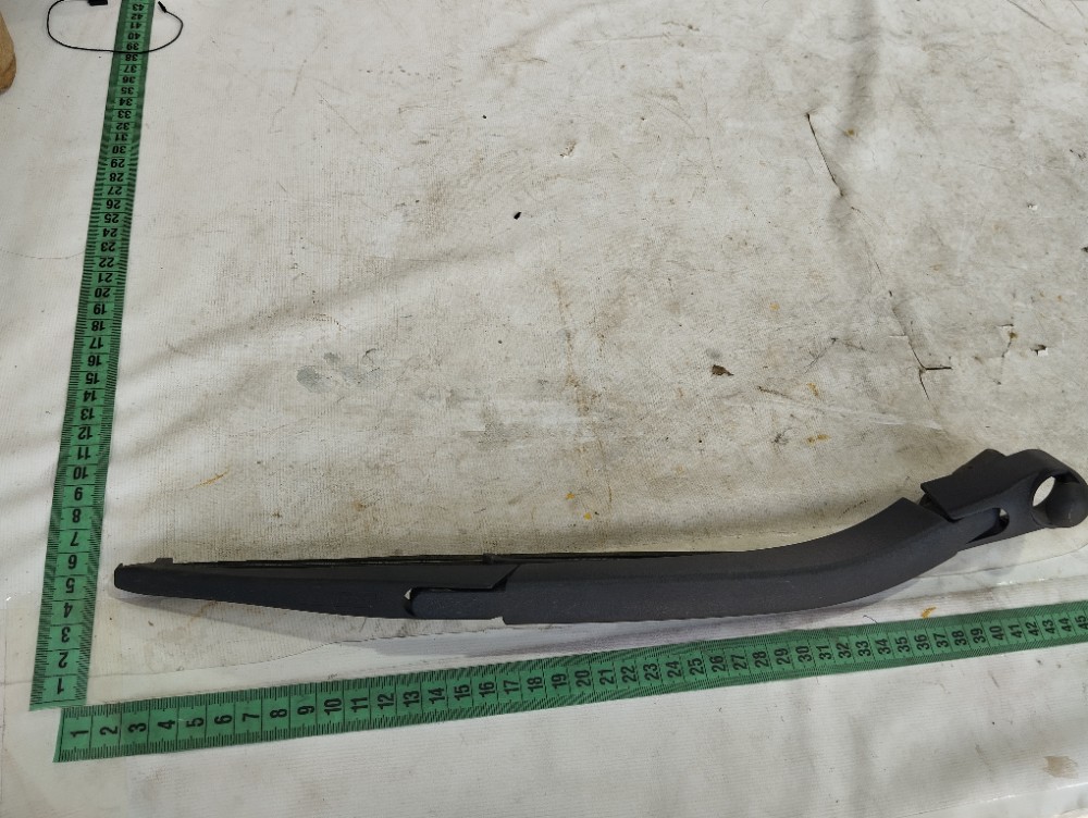 Braço Limpador Tampa Tras Mercedes B180 2006 A 2011 V630 Esquerdo 10