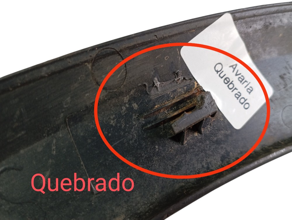 Moldura Caixa Roda Traseira Esquerda Gm Corsa 2006 2012 V224 7