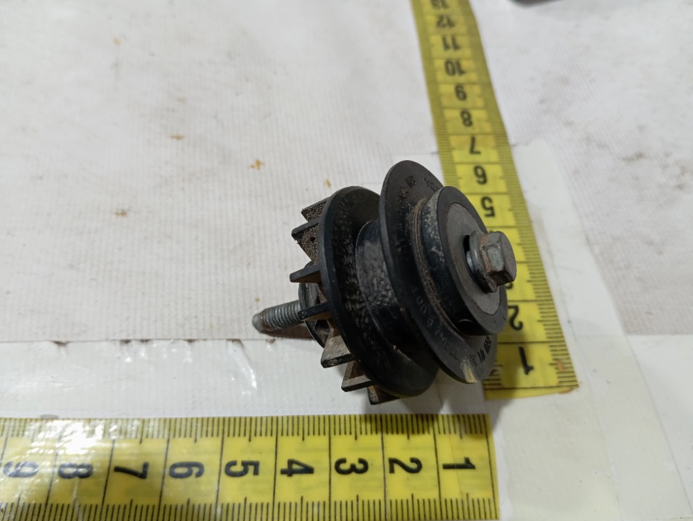 Parafuso Farol Mercedes C180 2002 2007 V661 7