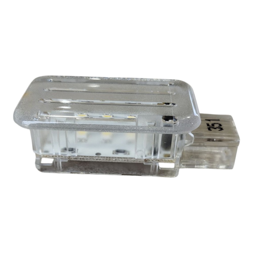 Luz Cortesia Direita Porta Mala Defender 2021 2022 V645 3