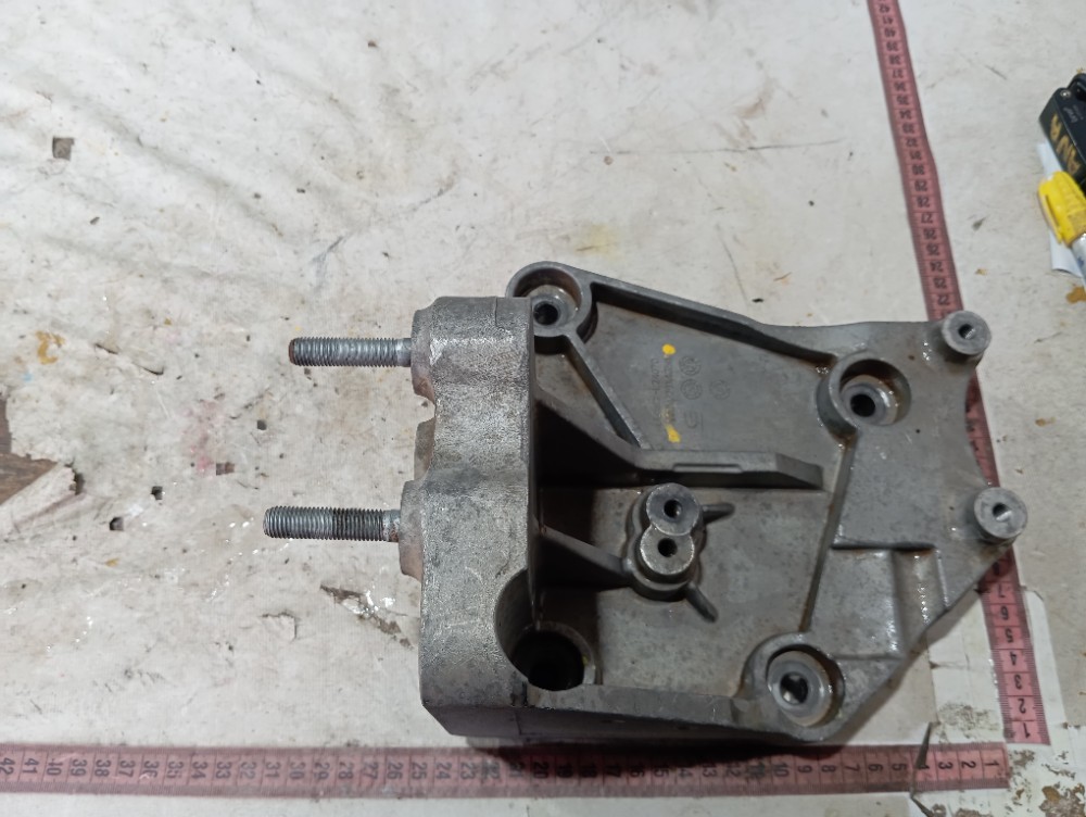Suporte Coxim Direito Motor Jac Ejs1 2022 2023 V651 7