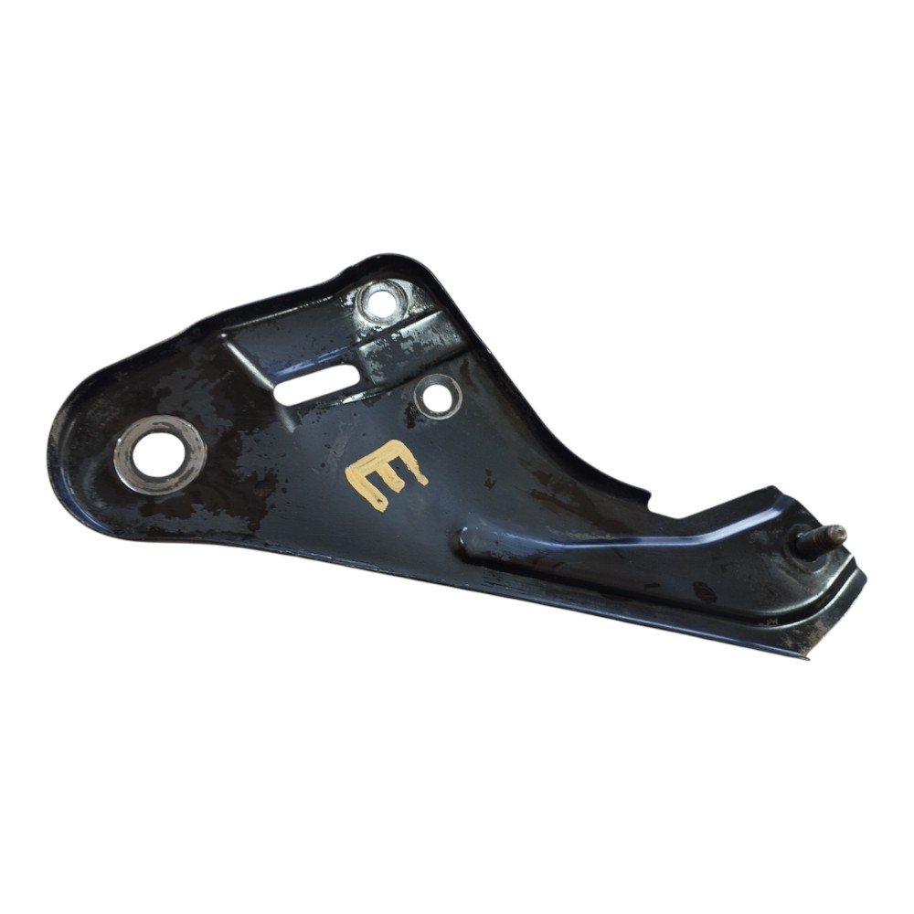 Suporte esquerdo quadro suspensão Volvo V40 t3 2016 V652 8