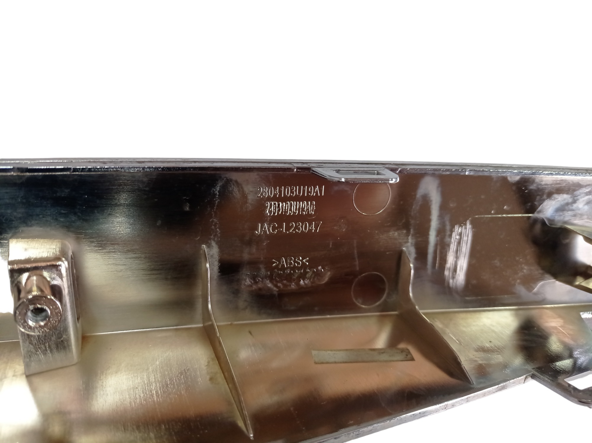 Moldura Luz Placa Câmera Re Jac T40 2019 V565 5