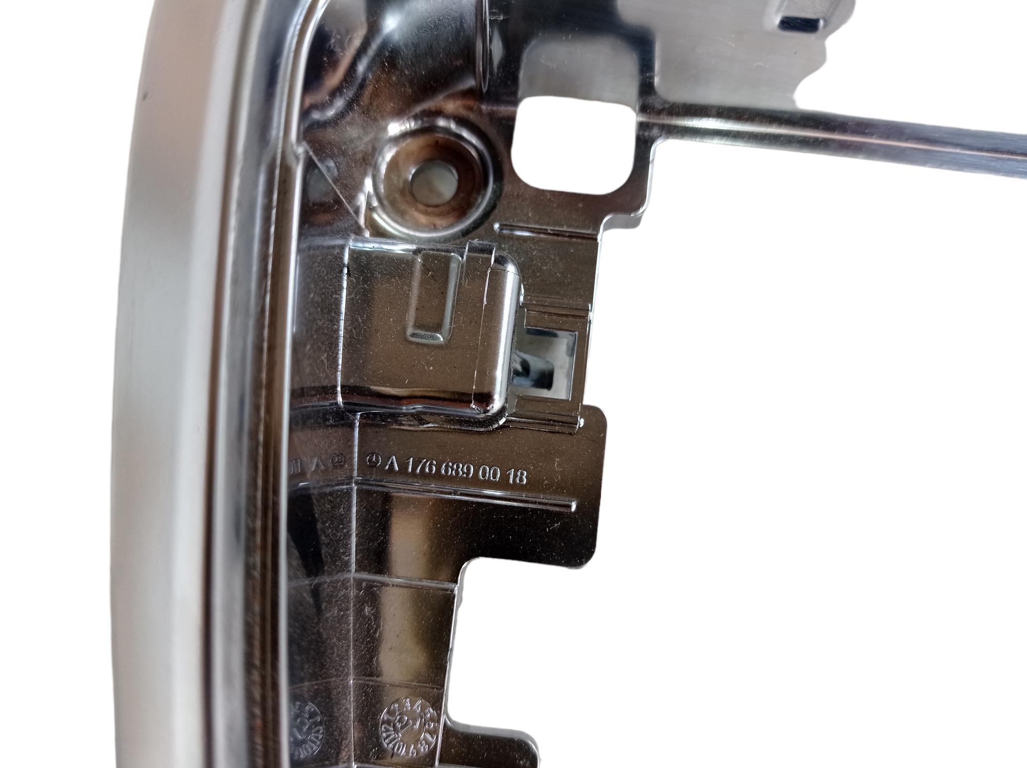 Moldura Rádio Mercedes Gla 200 2016 A1766890018 V568 9