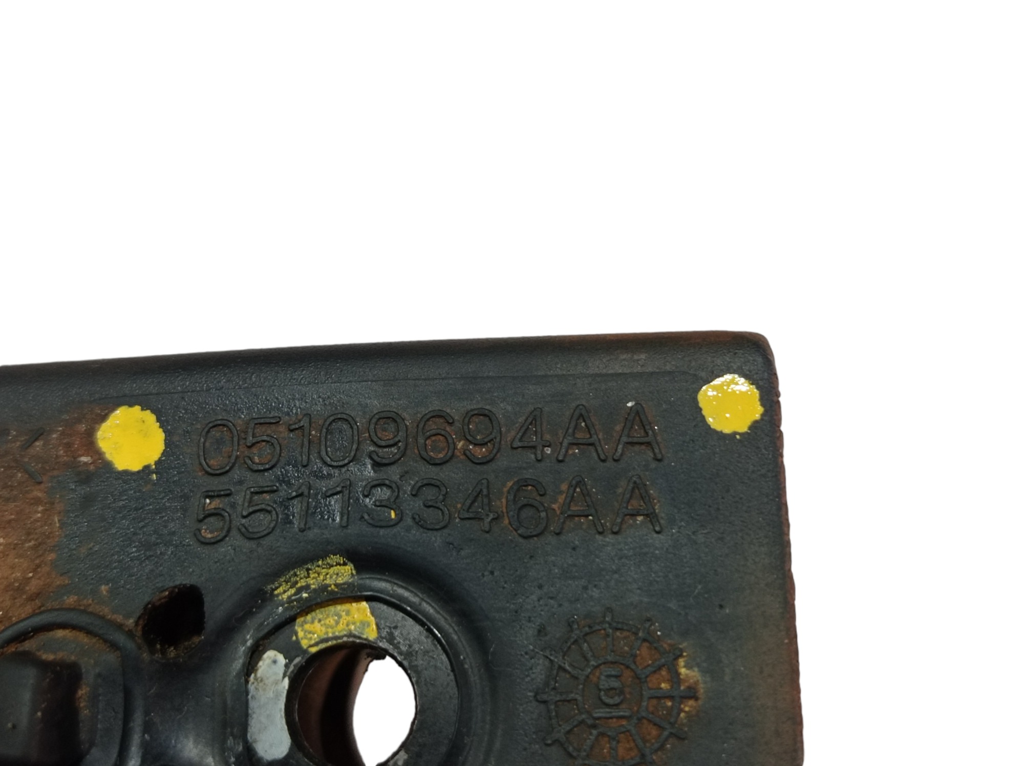 Batente Esquerdo Tampa Traseira Jeep Grand Cherokee V580 8